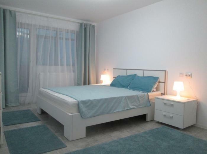 Apartament Sarra Targoviste Bagian luar foto