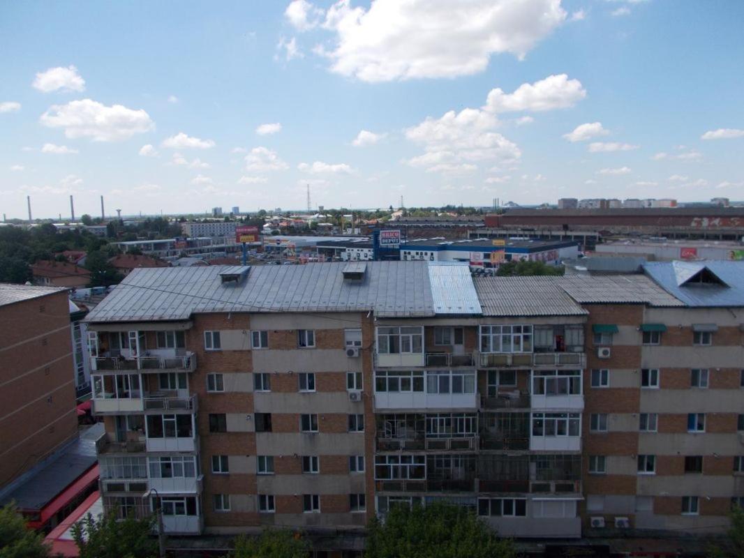 Apartament Sarra Targoviste Bagian luar foto