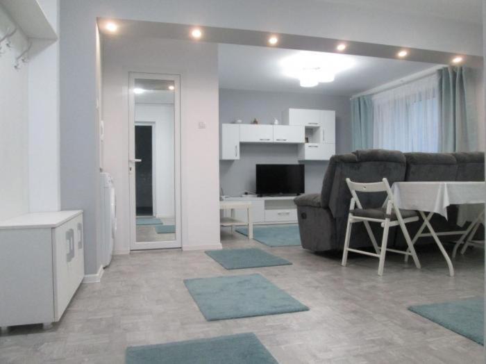 Apartament Sarra Targoviste Bagian luar foto