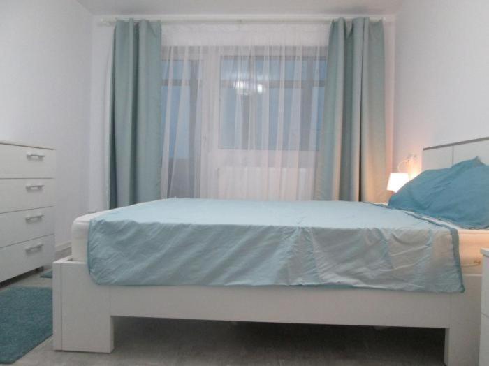 Apartament Sarra Targoviste Bagian luar foto